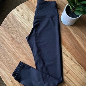 Out & about
Luna yoga leggings
